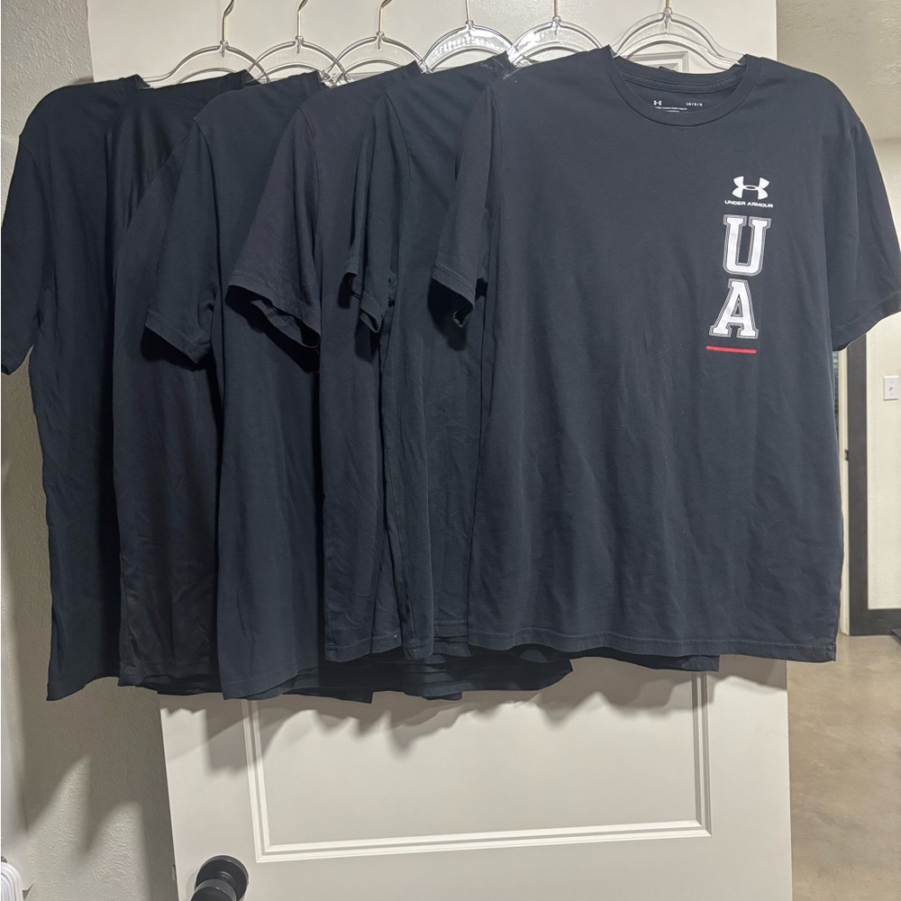 Lot of 6 Men’s Black Under Armour Short Sleeve Shirts Size Large